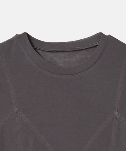 LE CIEL BLEU(ルシェルブルー)の「セミシアートライアングルブラジャージートップ / Semi Sheer Tringle Bra Jersey Top(Tシャツ/カットソー・レディース・ライトグレー/ダークブラウン/チャコールグレー・38/36)」の4枚目の写真
