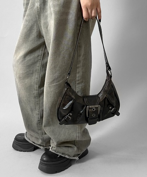 スペシャル特典 セール】【LVEU.】ヴィンテージライクベルトバッグ / バッグ BAG バッグ