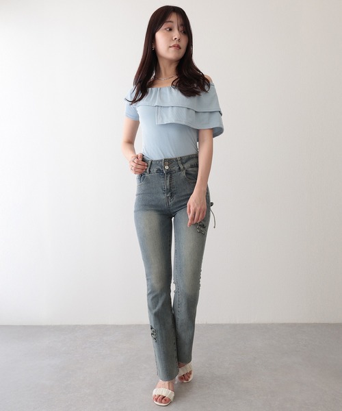 Lace Ladies(レースレディース)の「ウォッシュ加工 ハイウエスト カットオフ フレア デニムパンツ(デニムパンツ・レディース・ブルー・XL/L/M/S)」の2枚目の写真