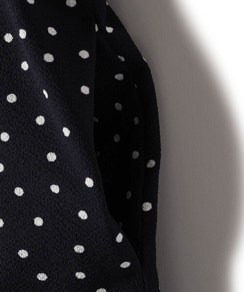 SHIPS（シップス）の「〈手洗い可能〉サッカー ストレッチ ドット 無地 フレンチ スリーブ ワンピース（ワンピース・レディース・ブラック/ネイビー・ONE SIZE）」の19枚目の写真