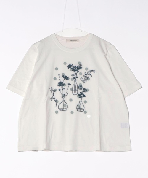 SUPER HAKKA(スーパーハッカ)の「ドットと花瓶刺繍Tシャツ(Tシャツ/カットソー・レディース・オフホワイト/ブラック/ネイビー・FREE)」の1枚目の写真