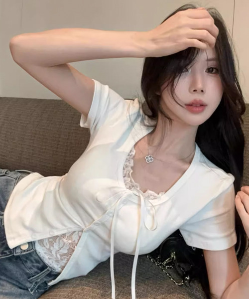 VIVID LADY(ビビッドレディー)の「レイヤード風 レースキャミソール 半袖Tシャツ(Tシャツ/カットソー・レディース・グレー/ホワイト/ブラック・FREE)」の7枚目の写真