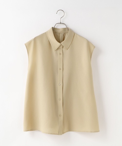 LOWRYS FARM（ローリーズファーム）の「バックリボンシャツＳＳ　572747（シャツ/ブラウス・レディース・ダークブラウン/ベージュ/ホワイト・FREE）」の3枚目の写真