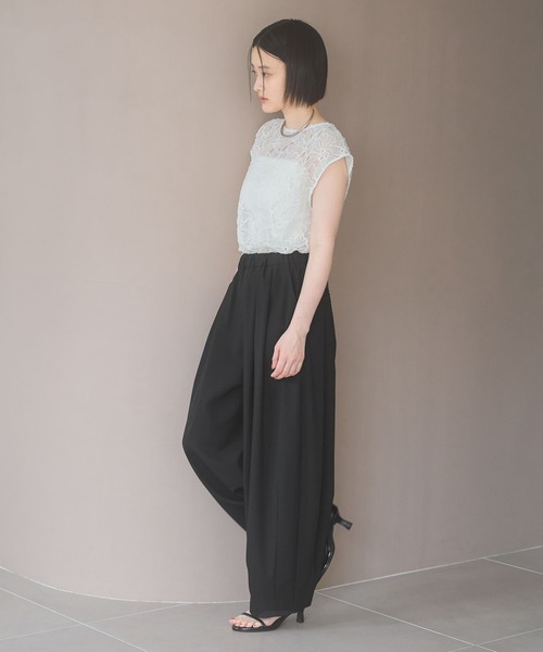 A part by(アパートバイ)の「モールレースプルオーバーフレンチスリーブ(Tシャツ/カットソー・レディース・ベージュ/ネイビー/オフホワイト/ライトブラウン・FREE)」の6枚目の写真