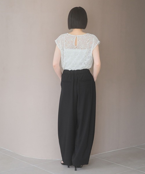A part by(アパートバイ)の「モールレースプルオーバーフレンチスリーブ(Tシャツ/カットソー・レディース・ベージュ/ネイビー/オフホワイト/ライトブラウン・FREE)」の7枚目の写真
