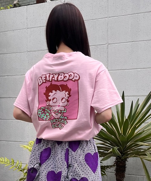 moyan ecri(モヤン エクリ)の「<moyan ecri>moyan×Betty Boop別注Tシャツ collaborration T-shirts(Tシャツ/カットソー・メンズ・ベージュ/ピンク/ブラック/ホワイト・L/LL/M)」の4枚目の写真