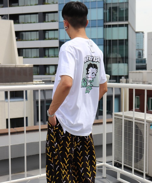 moyan ecri(モヤン エクリ)の「<moyan ecri>moyan×Betty Boop別注Tシャツ collaborration T-shirts(Tシャツ/カットソー・メンズ・ベージュ/ピンク/ブラック/ホワイト・L/LL/M)」の13枚目の写真