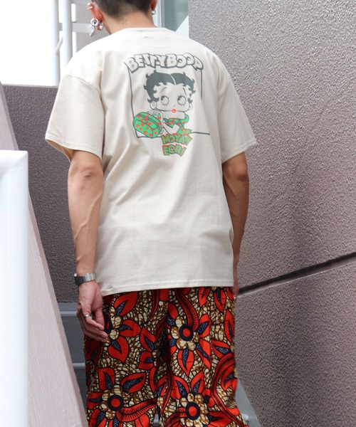 moyan ecri(モヤン エクリ)の「<moyan ecri>moyan×Betty Boop別注Tシャツ collaborration T-shirts(Tシャツ/カットソー・メンズ・ベージュ/ピンク/ブラック/ホワイト・L/LL/M)」の18枚目の写真