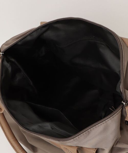 FREE STYLISTS（フリー スタイリスト）の「【2WAY】大容量 レザービッグサイズトラベルボストンバッグ/ショルダーバッグ（ボストンバッグ・レディース・グレー/ブラック・FREE）」の5枚目の写真