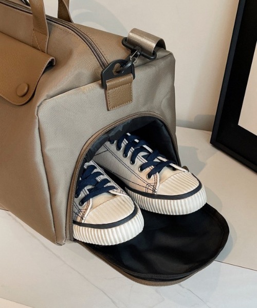 FREE STYLISTS（フリー スタイリスト）の「【2WAY】大容量 レザービッグサイズトラベルボストンバッグ/ショルダーバッグ（ボストンバッグ・レディース・グレー/ブラック・FREE）」の14枚目の写真