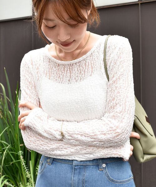 le.coeur blanc(ルクールブラン)の「《手洗い可能》ストレッチレースクルーネックカットソー(Tシャツ/カットソー・レディース・ブラック/オフホワイト・38)」の4枚目の写真