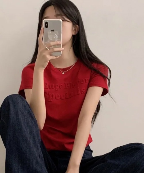 NANAHACHI(ナナハチ)の「エンボスロゴ コンパクトTシャツ(Tシャツ/カットソー・レディース・レッド/ホワイト/ブラック・FREE)」の13枚目の写真