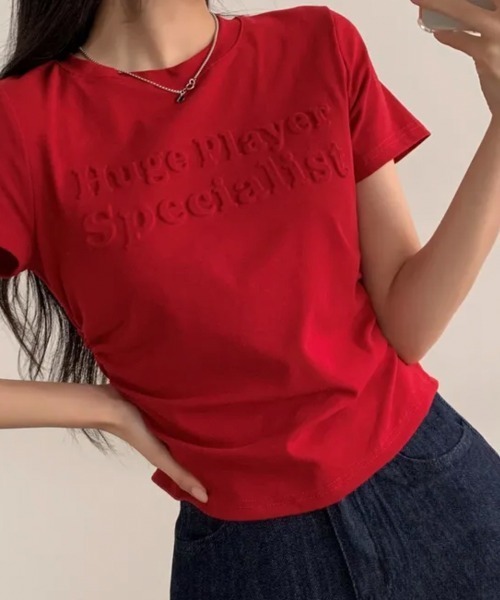 NANAHACHI(ナナハチ)の「エンボスロゴ コンパクトTシャツ(Tシャツ/カットソー・レディース・レッド/ホワイト/ブラック・FREE)」の11枚目の写真