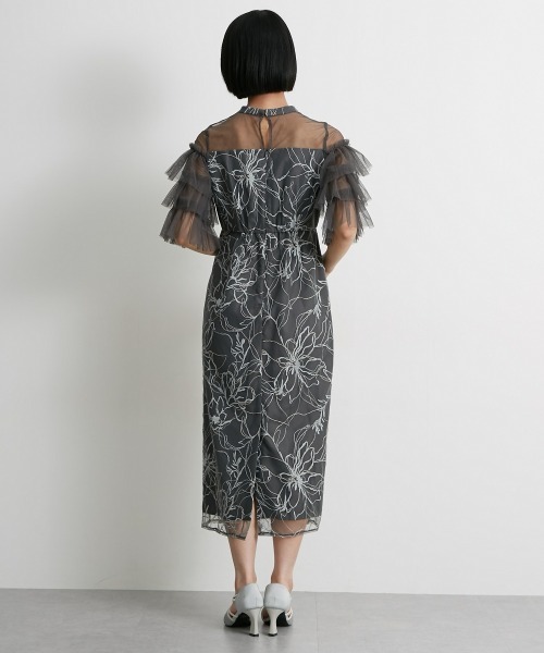 Jolie et Jolie ティアードスリーブ刺繍ワンピースドレス Jolie et ドレス ティアードスリーブ刺繍ワンピースドレス