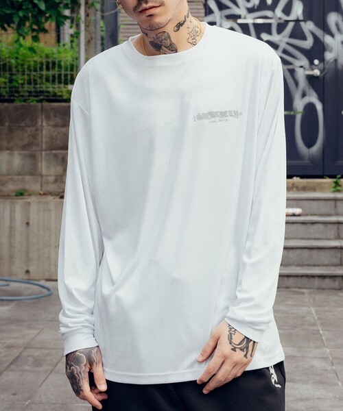 SBCY Sport（エスビーシーワイスポーツ）の「Dry reflective tee L/S（Tシャツ/カットソー・メンズ・ホワイト/ブラック・SMALL/MEDIUM/LARGE/X-LARGE/XX-LARGE）」の14枚目の写真