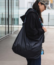 bpr BEAMS（ビーピーアール ビームス ）の「【別注】JULY NINE / SUSHI SACK Custom Webbing Special（ショルダーバッグ）」