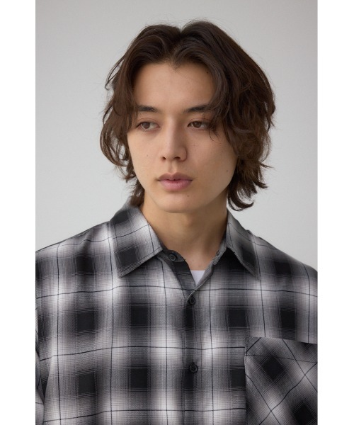 AZUL by moussy（アズールバイマウジー）の「C/Tライトオンブレーチェックシャツ（シャツ/ブラウス・メンズ・ブルー系その他/ブラック系その他・LARGE/MEDIUM）」の3枚目の写真