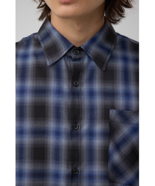 AZUL by moussy（アズールバイマウジー）の「C/Tライトオンブレーチェックシャツ（シャツ/ブラウス・メンズ・ブルー系その他/ブラック系その他・LARGE/MEDIUM）」の18枚目の写真