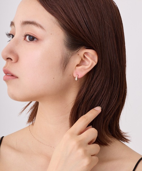 CALIN STANDARD(カリンスタンダード)の「◆金属アレルギー対応◆◆made in japan◆【高品質ポスト】ビジュードロップ ジルコニアセラミックポストピアス(ピアス(両耳用)・レディース・シルバー/ゴールド/ピンクゴールド・FREE)」の6枚目の写真