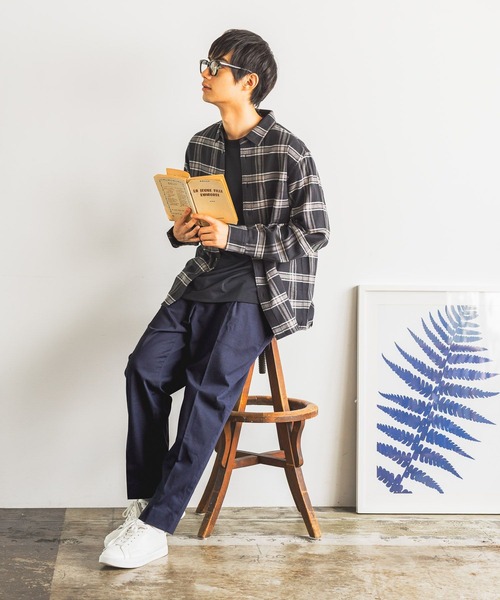 GLOBAL WORK(グローバルワーク)の「アーバンデニムクリーンワイド/452309(デニムパンツ・メンズ・ネイビー系8・XL/L/M/S)」の18枚目の写真