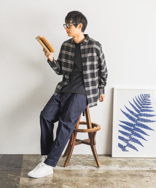 GLOBAL WORK(グローバルワーク)の「アーバンデニムクリーンワイド/452309(デニムパンツ・メンズ・ネイビー系8・XL/L/M/S)」の16枚目の写真