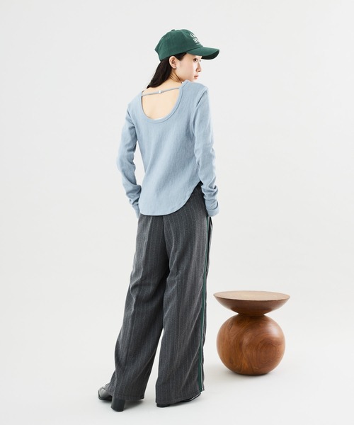 Muscat(マスカット)の「サイド配色ラインワイドパンツ(その他パンツ・レディース・チャコールグレー/ライトグレー/ブラウン・F)」の8枚目の写真