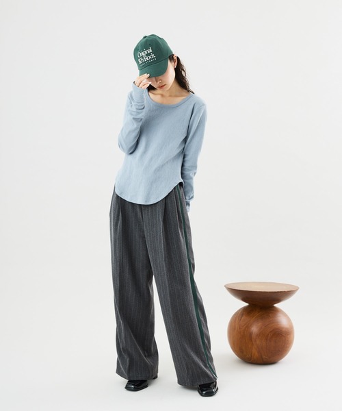 Muscat(マスカット)の「サイド配色ラインワイドパンツ(その他パンツ・レディース・チャコールグレー/ライトグレー/ブラウン・F)」の6枚目の写真