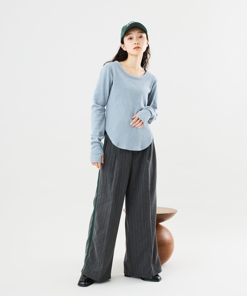 Muscat(マスカット)の「サイド配色ラインワイドパンツ(その他パンツ・レディース・チャコールグレー/ライトグレー/ブラウン・F)」の7枚目の写真