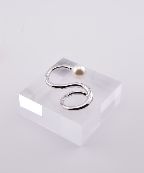 BROTHERHOOD（ブラザーフッド）の「【earyear】Wave Pearl Design Double Finger Ring（リング・レディース・シルバー/ゴールド・FREE）」の5枚目の写真