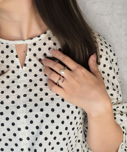 BROTHERHOOD（ブラザーフッド）の「【earyear】Wave Pearl Design Double Finger Ring（リング・レディース・シルバー/ゴールド・FREE）」の6枚目の写真