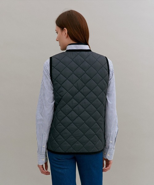 LAVENHAM(ラベンハム)の「Contrast Cornard Gilet Womens / コントラスト コナード ジレ ウィメンズ - C62:Cork(ベスト・レディース・ベージュ系その他/ブラック/ベージュ系その他4・6/8/16/14/12/10)」の16枚目の写真