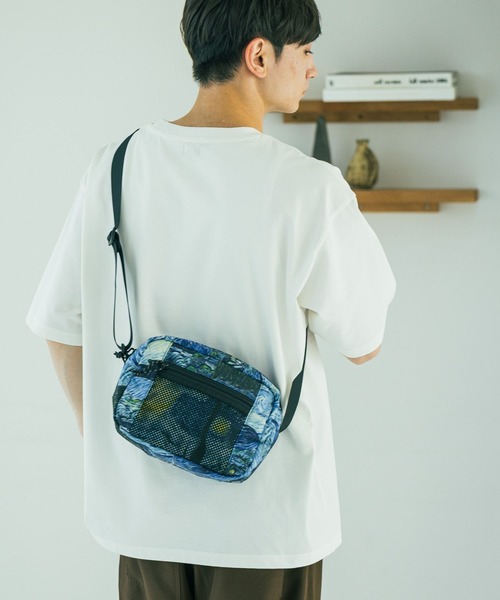 LAKOLE(ラコレ)の「【ラコレ アート】メッシュコンビショルダーバッグ / 586597(ショルダーバッグ・メンズ・ベージュ/ネイビー・FREE)」の21枚目の写真