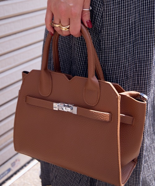 HANNE（アン）の「ベルテッドハンドバッグ（ハンドバッグ・レディース・キャメル/ブラック・FREE）」の5枚目の写真