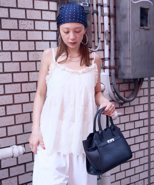 HANNE（アン）の「ベルテッドハンドバッグ（ハンドバッグ・レディース・キャメル/ブラック・FREE）」の22枚目の写真