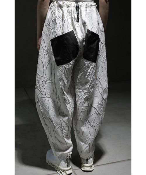 garcon la raison（ギャルソン・ラ・レゾン）の「バルーンパンツ（レディース）43618（その他パンツ・レディース・ブラック/ホワイト・2/1）」の7枚目の写真