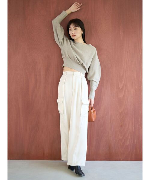 LAGUNAMOON(ラグナムーン)の「サテンカーゴワイドパンツ(カーゴパンツ・レディース・チャコールグレー/アイボリー・SMALL/MEDIUM)」の7枚目の写真