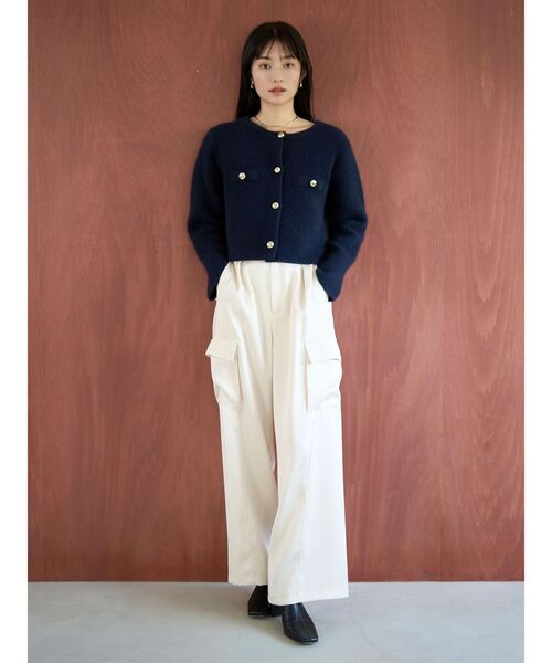 LAGUNAMOON(ラグナムーン)の「サテンカーゴワイドパンツ(カーゴパンツ・レディース・チャコールグレー/アイボリー・SMALL/MEDIUM)」の9枚目の写真