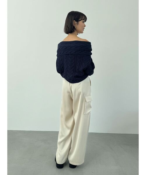 LAGUNAMOON(ラグナムーン)の「サテンカーゴワイドパンツ(カーゴパンツ・レディース・チャコールグレー/アイボリー・SMALL/MEDIUM)」の13枚目の写真