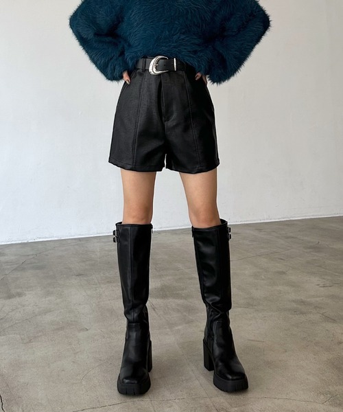 PAGEBOY(ページボーイ)の「フェイクレザーショートパンツ(その他パンツ・レディース・ブラウン/ブラック・FREE)」の22枚目の写真