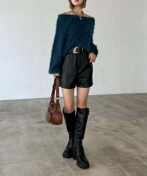 PAGEBOY(ページボーイ)の「フェイクレザーショートパンツ(その他パンツ・レディース・ブラウン/ブラック・FREE)」の14枚目の写真