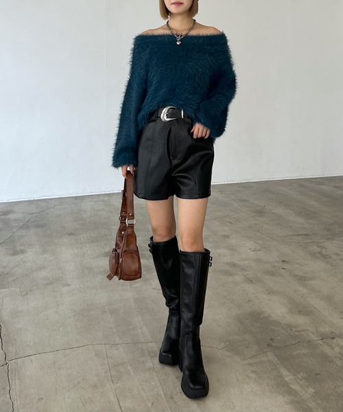 PAGEBOY(ページボーイ)の「フェイクレザーショートパンツ(その他パンツ・レディース・ブラウン/ブラック・FREE)」の15枚目の写真