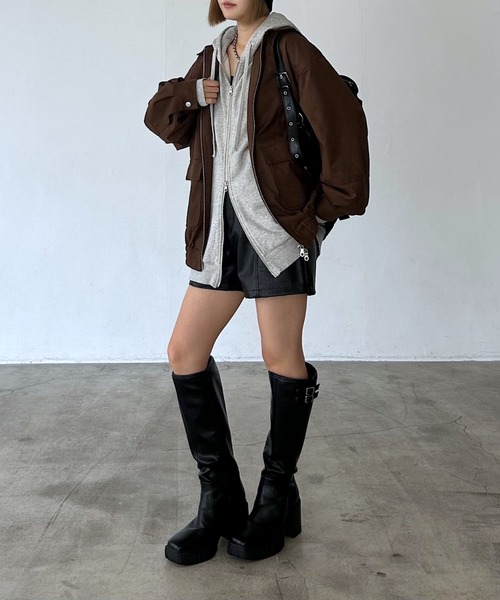 PAGEBOY(ページボーイ)の「フェイクレザーショートパンツ(その他パンツ・レディース・ブラウン/ブラック・FREE)」の21枚目の写真