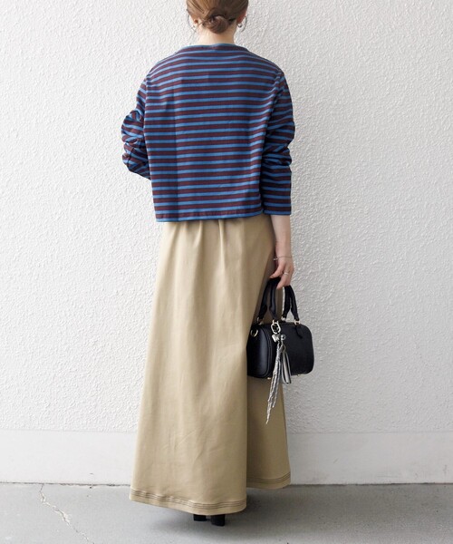 ORCIVAL（オーシバル）の「ORCIVAL:〈手洗い可能〉ボートネック ボーダー ロングスリーブ プルオーバー 25AW（Tシャツ/カットソー・レディース・ライトブルー/ベージュ/ブラウン・ONE SIZE）」の12枚目の写真