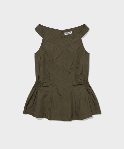 LOW CLASSIC(ロウ クラシック)の「OFF-SHOULDER SHIRRED BLOUSE TOP(シャツ/ブラウス・レディース・カーキ・S)」の15枚目の写真
