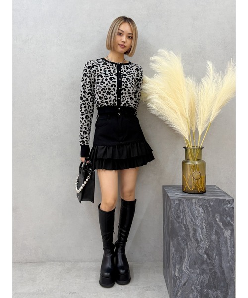 EVRIS（エヴリス）の「ドッキングフリルミニスカート（スカート・レディース・ブラック/ホワイト・SMALL/MEDIUM）」の4枚目の写真