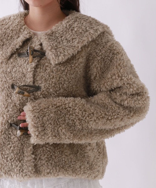 repipi armario（レピピ アルマリオ）の「【girly line】セーラ－モコモコジャケット（ダッフルコート・キッズ・モカ/アイボリー・SMALL/MEDIUM/LARGE）」の18枚目の写真