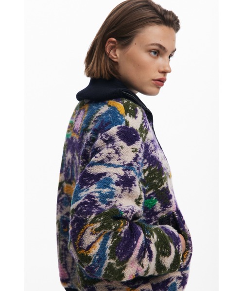 Desigual（デシグアル）の「杢調フラワープリント ニット襟ボンバージャケット ショート丈（その他アウター・レディース・マルチ・XS/S/M/L/XL）」の7枚目の写真