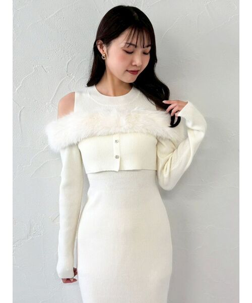 Dazzlin オフショルファードッキングニットワンピース セール】オフショルファードッキングニットワンピース（ワンピース