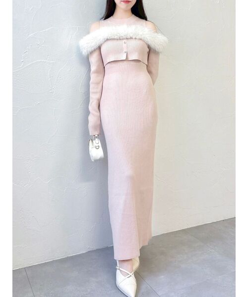 dazzlin オフショルファードッキングニットワンピース 新品未開封 セール】オフショルファードッキングニットワンピース（ワンピース