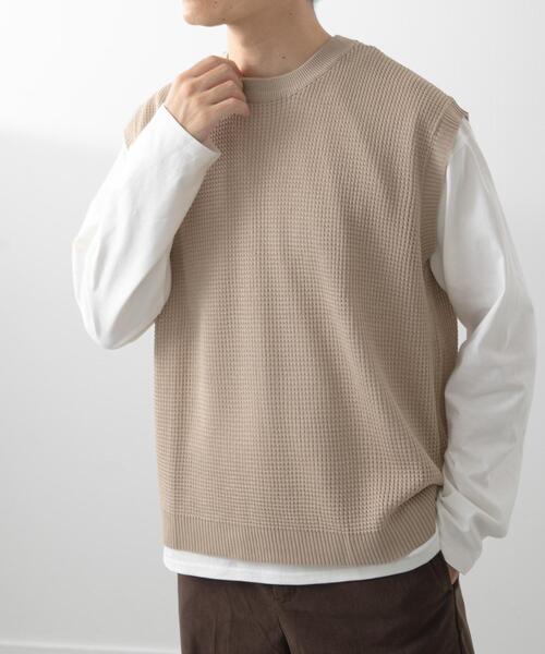 ITEMS URBANRESEARCH(アイテムズ アーバンリサーチ)の「ワッフルニットベスト+ロングTシャツSET(ニット/セーター・メンズ・ブラック/ベージュ/チャコールグレー・LARGE/MEDIUM)」の21枚目の写真